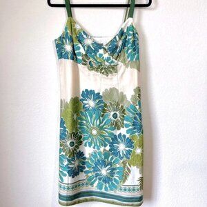 Ann Taylor Dress , colorful & fun perfect for summer size 8